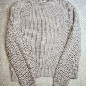 H&M Women's Beige Crew Neck Sweater
